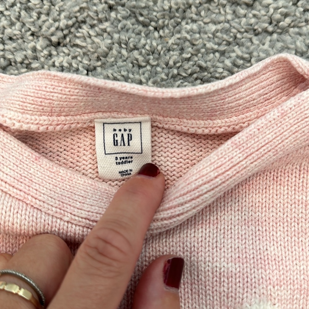 Pink Lama sweater - Picture 2 of 4